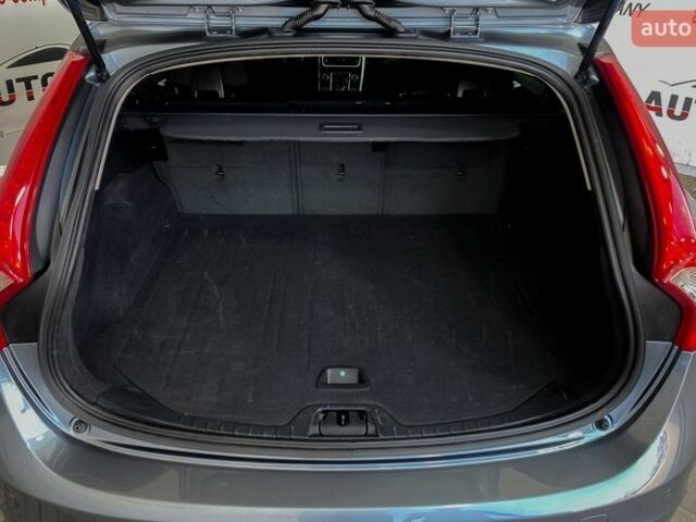 Сірий Вольво B60, об'ємом двигуна 0 л та пробігом 207 тис. км за 16950 $, фото 4 на Automoto.ua