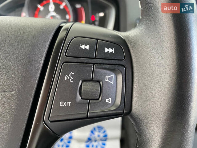 Сірий Вольво B60, об'ємом двигуна 0 л та пробігом 207 тис. км за 16950 $, фото 11 на Automoto.ua