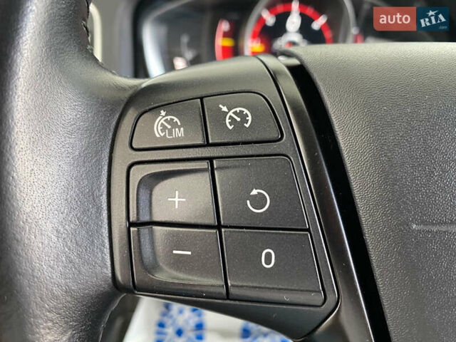 Сірий Вольво B60, об'ємом двигуна 0 л та пробігом 207 тис. км за 16950 $, фото 10 на Automoto.ua