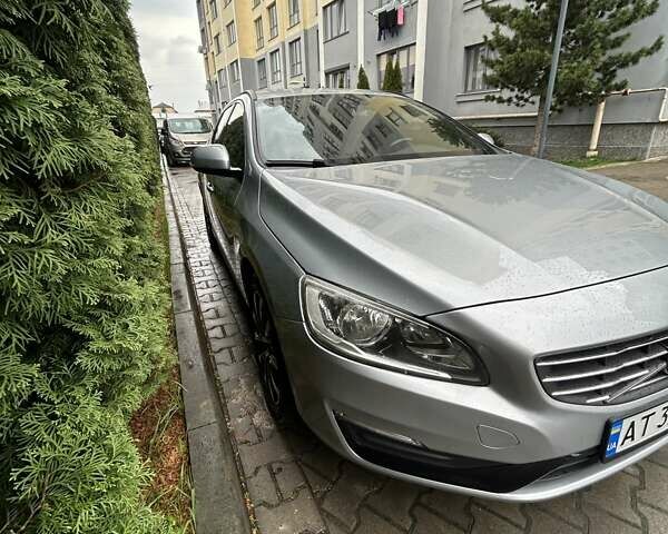Сірий Вольво B60, об'ємом двигуна 1.97 л та пробігом 251 тис. км за 14600 $, фото 5 на Automoto.ua