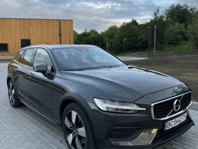 Сірий Вольво B60, об'ємом двигуна 2 л та пробігом 73 тис. км за 29500 $, фото 1 на Automoto.ua