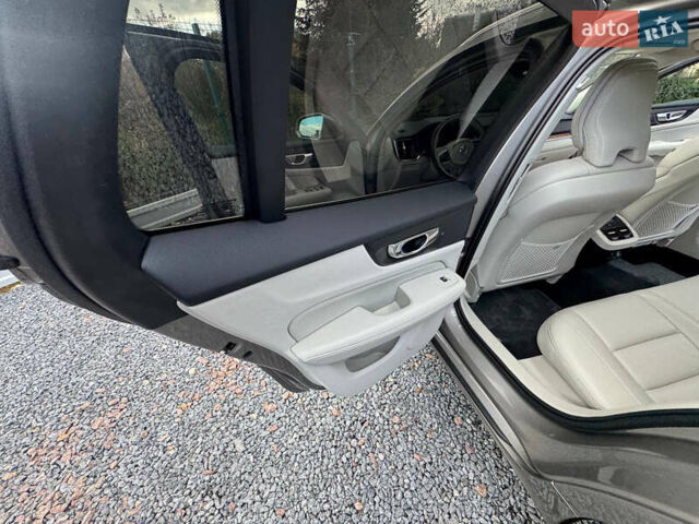 Серый Вольво B60, объемом двигателя 1.97 л и пробегом 69 тыс. км за 20999 $, фото 92 на Automoto.ua