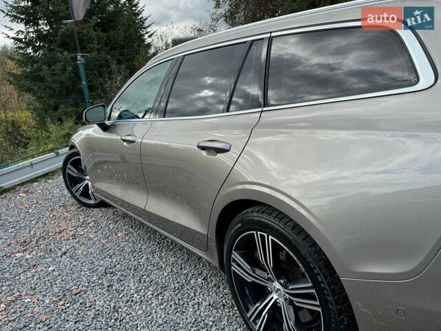 Вольво B60 2020 в Дрогобыче на Automoto.ua Серый Вольво B60, объемом двигателя 1.97 л и пробегом 69 тыс. км за 21500 $, фото 43 на Automoto.ua