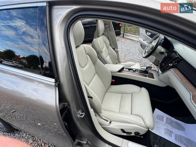 Серый Вольво B60, объемом двигателя 1.97 л и пробегом 69 тыс. км за 20999 $, фото 70 на Automoto.ua