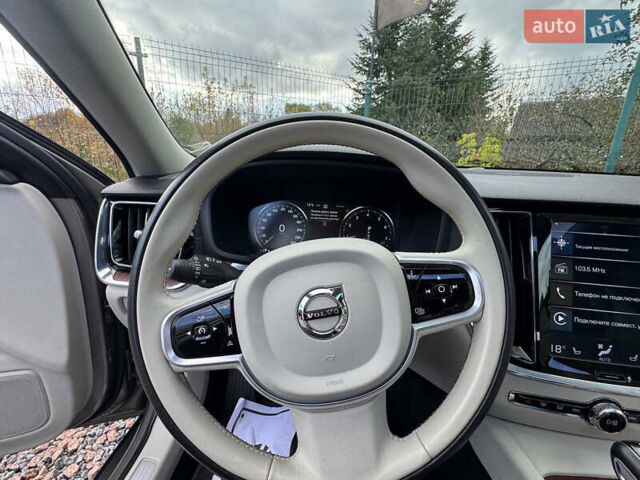 Серый Вольво B60, объемом двигателя 1.97 л и пробегом 69 тыс. км за 20999 $, фото 65 на Automoto.ua