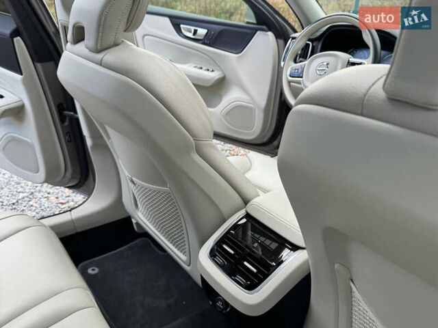 Серый Вольво B60, объемом двигателя 1.97 л и пробегом 69 тыс. км за 20999 $, фото 85 на Automoto.ua