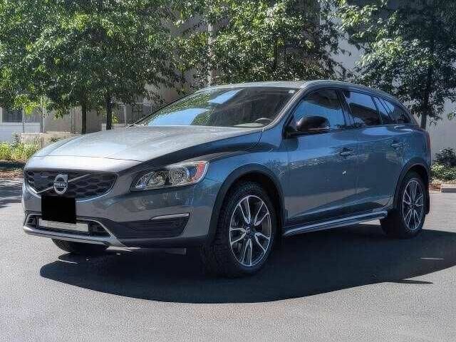 Серый Вольво B60, объемом двигателя 2 л и пробегом 89 тыс. км за 10000 $, фото 2 на Automoto.ua