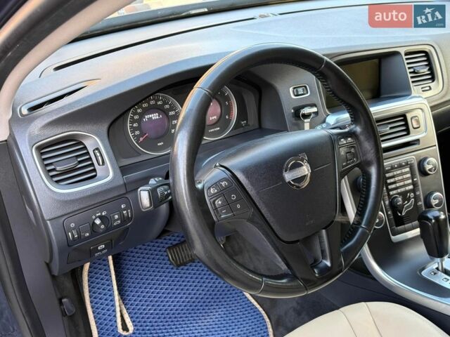 Синій Вольво B60, об'ємом двигуна 1.98 л та пробігом 320 тис. км за 11400 $, фото 50 на Automoto.ua