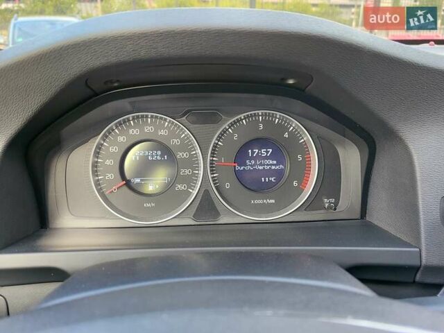 Синій Вольво B60, об'ємом двигуна 1.6 л та пробігом 223 тис. км за 11599 $, фото 38 на Automoto.ua