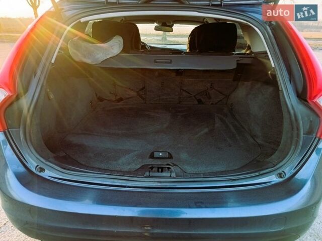 Синій Вольво B60, об'ємом двигуна 1.56 л та пробігом 235 тис. км за 9700 $, фото 16 на Automoto.ua