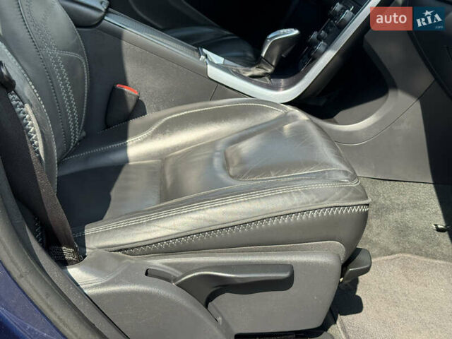 Синій Вольво B60, об'ємом двигуна 2 л та пробігом 226 тис. км за 13300 $, фото 27 на Automoto.ua