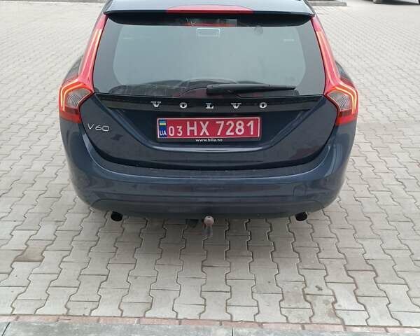 Синий Вольво B60, объемом двигателя 1.6 л и пробегом 295 тыс. км за 7900 $, фото 6 на Automoto.ua