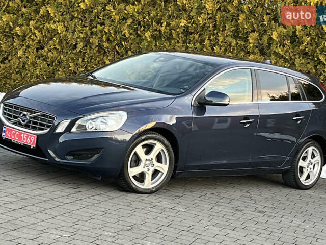 Синий Вольво B60, объемом двигателя 1.6 л и пробегом 207 тыс. км за 10350 $, фото 83 на Automoto.ua