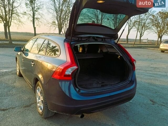 Синій Вольво B60, об'ємом двигуна 1.56 л та пробігом 235 тис. км за 9700 $, фото 17 на Automoto.ua