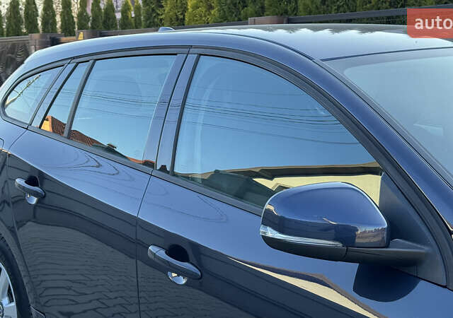 Синій Вольво B60, об'ємом двигуна 1.56 л та пробігом 198 тис. км за 8550 $, фото 5 на Automoto.ua