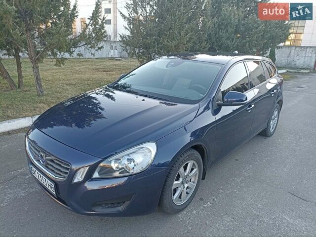Синій Вольво B60, об'ємом двигуна 1.98 л та пробігом 244 тис. км за 10900 $, фото 1 на Automoto.ua