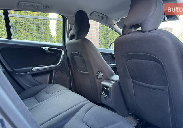 Синій Вольво B60, об'ємом двигуна 1.56 л та пробігом 198 тис. км за 8550 $, фото 31 на Automoto.ua