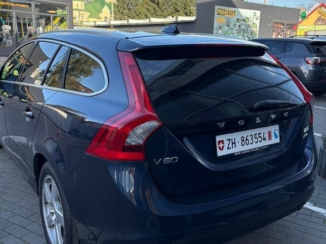 Синій Вольво B60, об'ємом двигуна 2.4 л та пробігом 245 тис. км за 12000 $, фото 3 на Automoto.ua