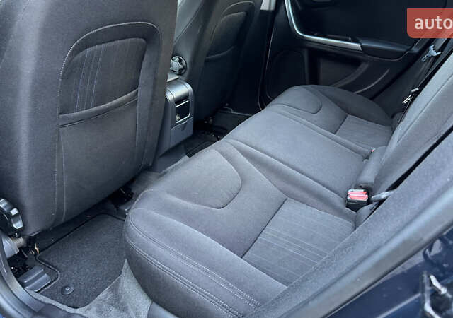 Синій Вольво B60, об'ємом двигуна 1.56 л та пробігом 198 тис. км за 8550 $, фото 35 на Automoto.ua