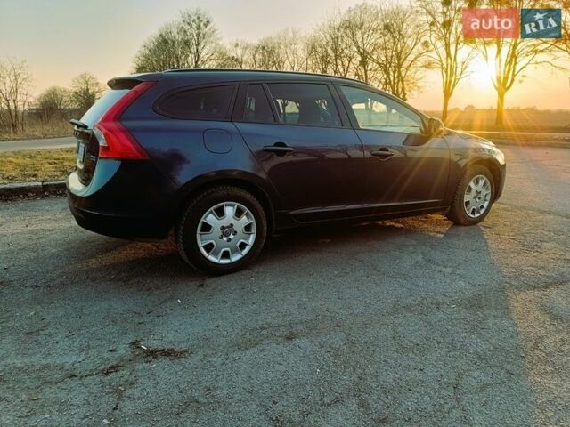 Синій Вольво B60, об'ємом двигуна 1.56 л та пробігом 235 тис. км за 9700 $, фото 1 на Automoto.ua