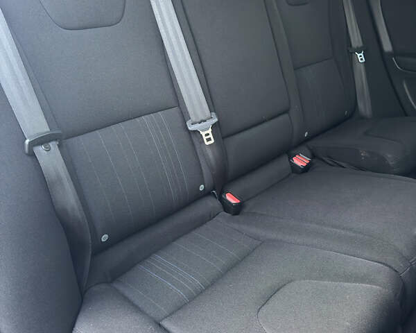 Синій Вольво B60, об'ємом двигуна 2 л та пробігом 237 тис. км за 12999 $, фото 30 на Automoto.ua