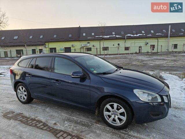 Синий Вольво B60, объемом двигателя 1.56 л и пробегом 262 тыс. км за 8800 $, фото 9 на Automoto.ua