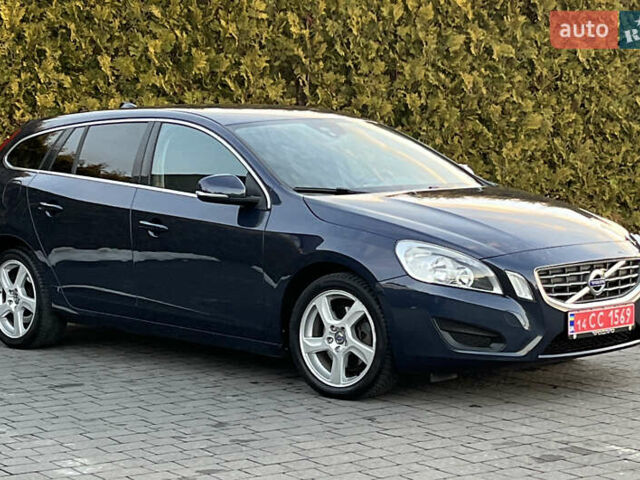 Синий Вольво B60, объемом двигателя 1.6 л и пробегом 207 тыс. км за 10350 $, фото 92 на Automoto.ua