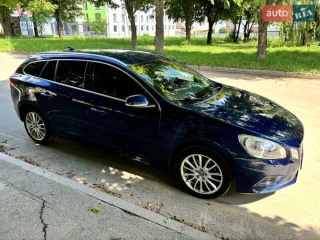 Синий Вольво B60, объемом двигателя 1.56 л и пробегом 242 тыс. км за 9200 $, фото 2 на Automoto.ua