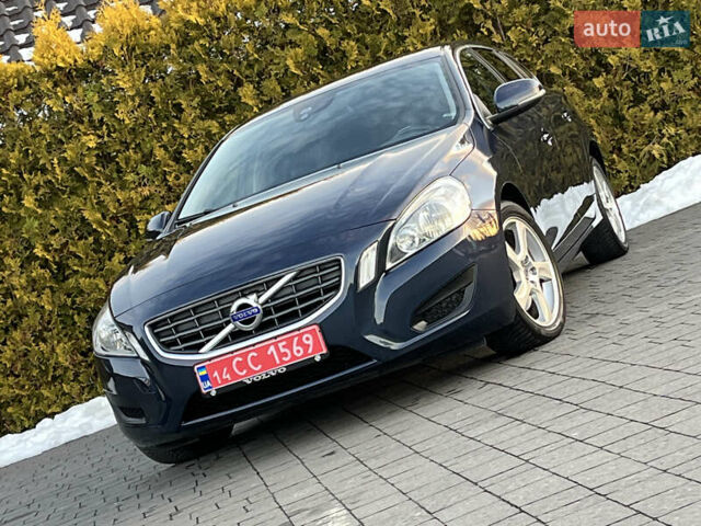 Синий Вольво B60, объемом двигателя 1.6 л и пробегом 207 тыс. км за 10350 $, фото 80 на Automoto.ua