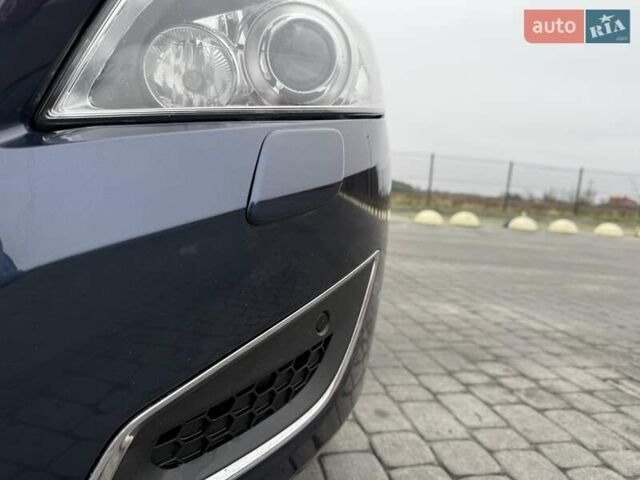 Синий Вольво B60, объемом двигателя 2.4 л и пробегом 230 тыс. км за 13199 $, фото 20 на Automoto.ua