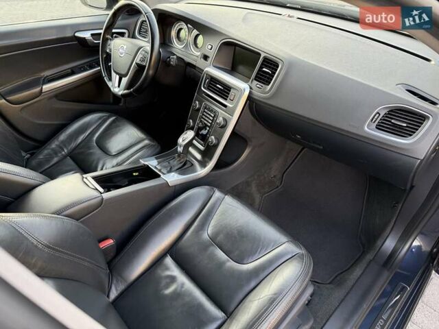 Вольво B60 2013 у Бродах на Automoto.ua Синій Вольво B60, об'ємом двигуна 2.4 л та пробігом 230 тис. км за 13499 $, фото 52 на Automoto.ua