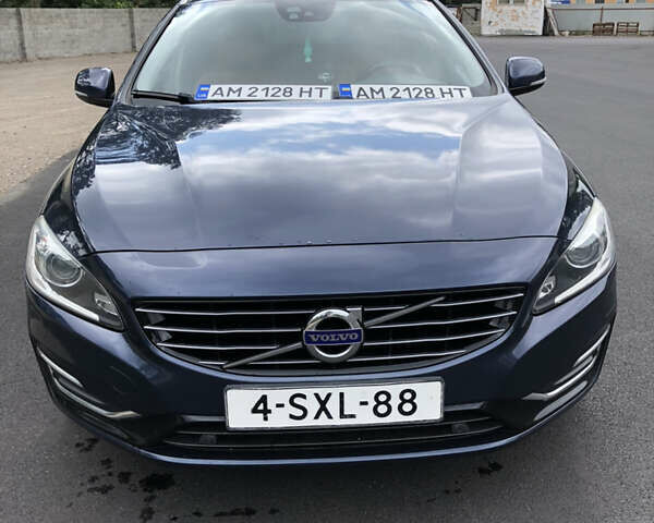 Синий Вольво B60, объемом двигателя 2.4 л и пробегом 255 тыс. км за 15500 $, фото 22 на Automoto.ua