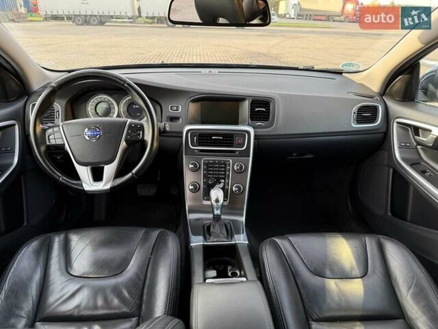 Вольво B60 2013 у Бродах на Automoto.ua Синій Вольво B60, об'ємом двигуна 2.4 л та пробігом 230 тис. км за 13499 $, фото 40 на Automoto.ua