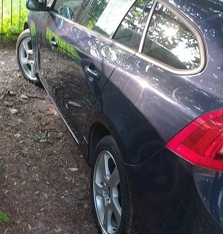 Синий Вольво B60, объемом двигателя 2 л и пробегом 231 тыс. км за 293 $, фото 1 на Automoto.ua
