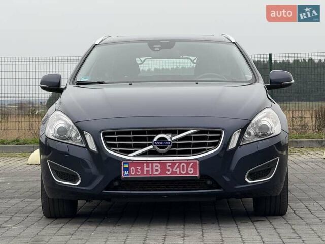 Синий Вольво B60, объемом двигателя 2.4 л и пробегом 230 тыс. км за 13199 $, фото 6 на Automoto.ua