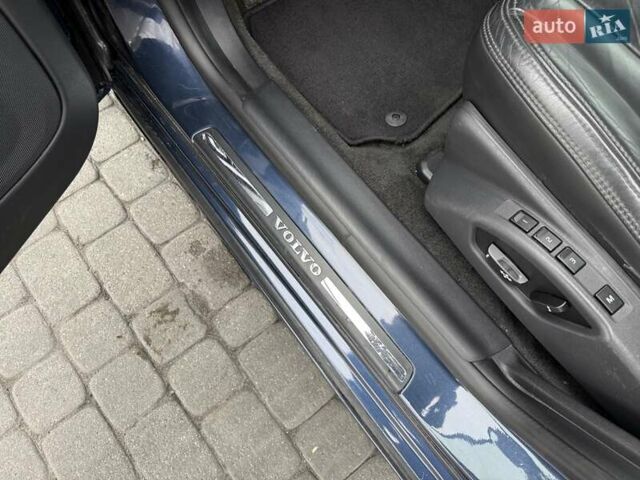 Синий Вольво B60, объемом двигателя 2.4 л и пробегом 230 тыс. км за 13199 $, фото 29 на Automoto.ua