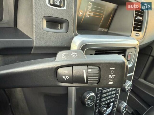 Вольво B60 2013 у Бродах на Automoto.ua Синій Вольво B60, об'ємом двигуна 2.4 л та пробігом 230 тис. км за 13499 $, фото 32 на Automoto.ua