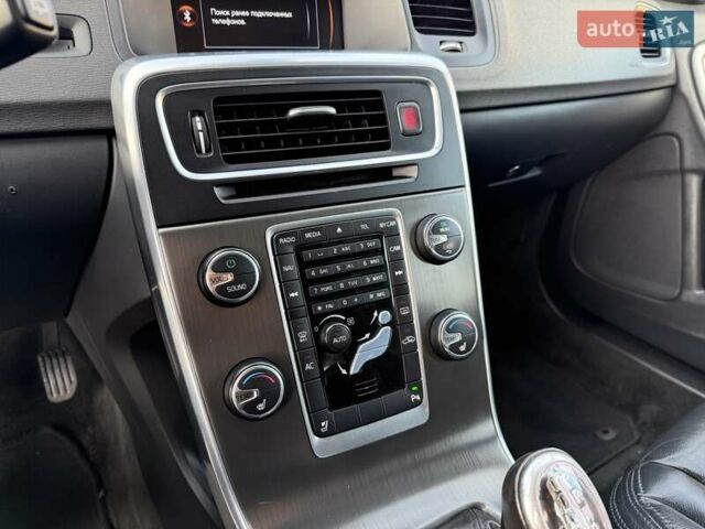 Вольво B60 2013 у Бродах на Automoto.ua Синій Вольво B60, об'ємом двигуна 2.4 л та пробігом 230 тис. км за 13499 $, фото 26 на Automoto.ua