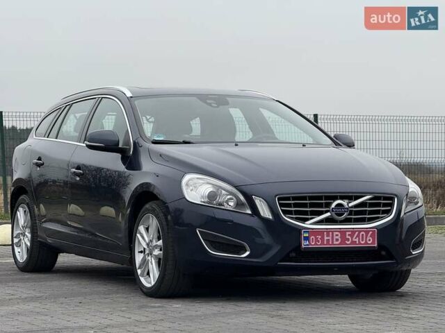 Синий Вольво B60, объемом двигателя 2.4 л и пробегом 230 тыс. км за 13199 $, фото 7 на Automoto.ua