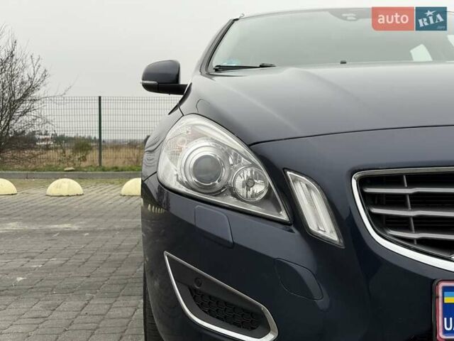 Синий Вольво B60, объемом двигателя 2.4 л и пробегом 230 тыс. км за 13199 $, фото 22 на Automoto.ua