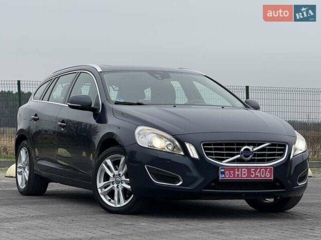 Синий Вольво B60, объемом двигателя 2.4 л и пробегом 230 тыс. км за 13199 $, фото 4 на Automoto.ua