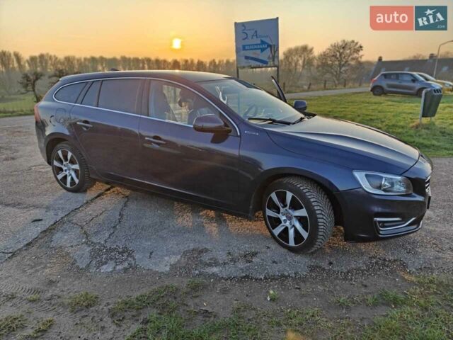 Синій Вольво B60, об'ємом двигуна 2.4 л та пробігом 303 тис. км за 9806 $, фото 22 на Automoto.ua