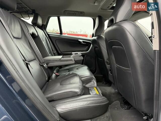 Синий Вольво B60, объемом двигателя 2.4 л и пробегом 230 тыс. км за 13199 $, фото 65 на Automoto.ua