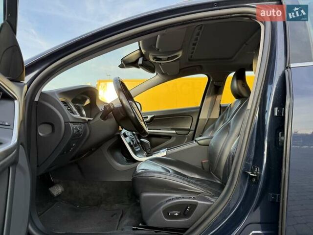 Вольво B60 2013 у Бродах на Automoto.ua Синій Вольво B60, об'ємом двигуна 2.4 л та пробігом 230 тис. км за 13499 $, фото 20 на Automoto.ua