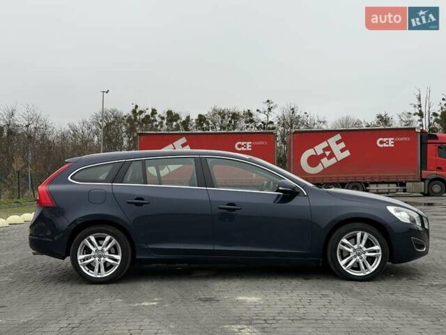 Синий Вольво B60, объемом двигателя 2.4 л и пробегом 230 тыс. км за 13199 $, фото 15 на Automoto.ua