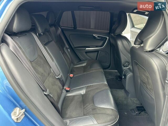 Синий Вольво B60, объемом двигателя 2 л и пробегом 258 тыс. км за 14200 $, фото 43 на Automoto.ua