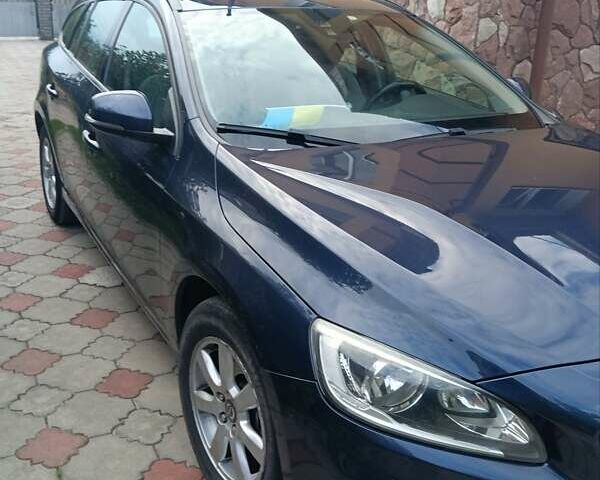 Вольво B60 2014 у Рівному на Automoto.ua Синій Вольво B60, об'ємом двигуна 1.56 л та пробігом 245 тис. км за 11500 $, фото 4 на Automoto.ua