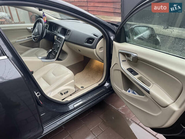 Синій Вольво B60, об'ємом двигуна 1.97 л та пробігом 129 тис. км за 14000 $, фото 31 на Automoto.ua