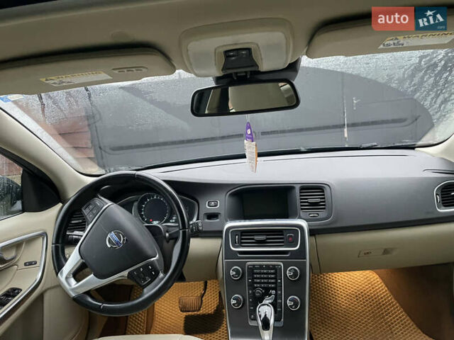 Синій Вольво B60, об'ємом двигуна 1.97 л та пробігом 129 тис. км за 14000 $, фото 29 на Automoto.ua