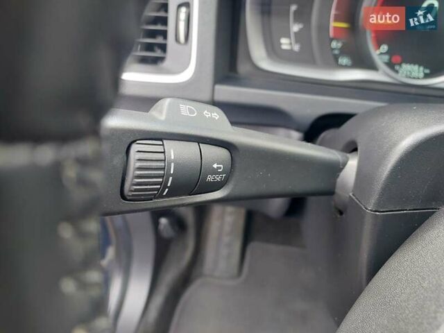 Синій Вольво B60, об'ємом двигуна 1.97 л та пробігом 224 тис. км за 13033 $, фото 31 на Automoto.ua